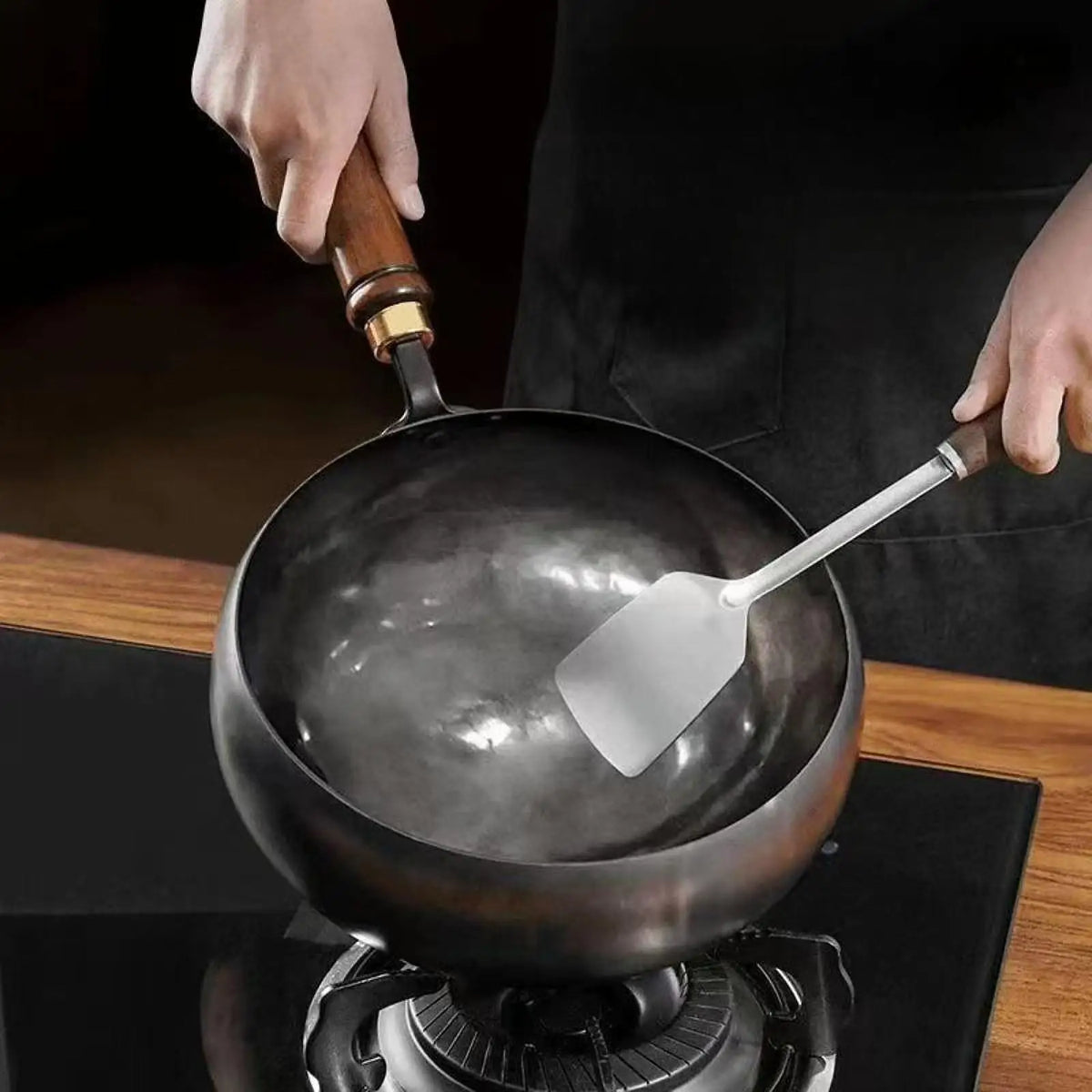 Iron Wok with Wooden Handle